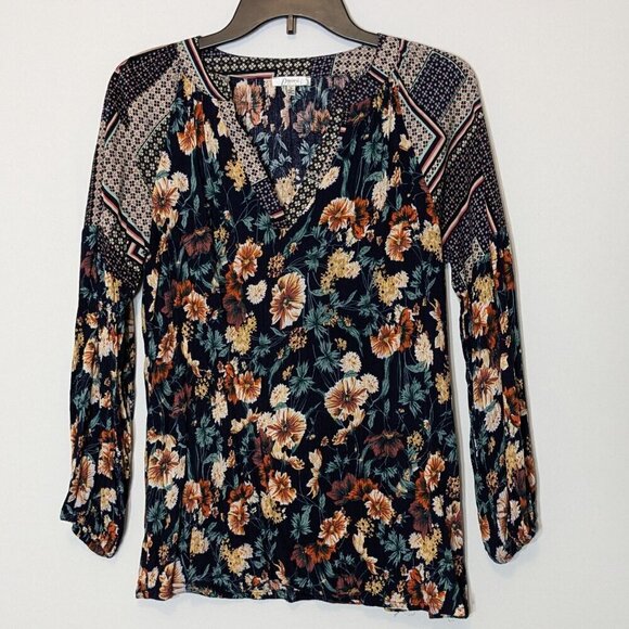 JODIFL Navy Floral, V-Neck, Soft Crepe Fabric, Slim Fit Top; Size S - Picture 1 of 5